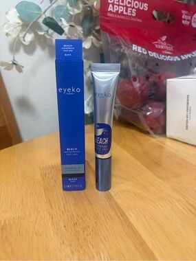 eyeko London Beach Waterproof Mascara - Volume & Lift~BLACK 8ML/.27oz , BNIB,New